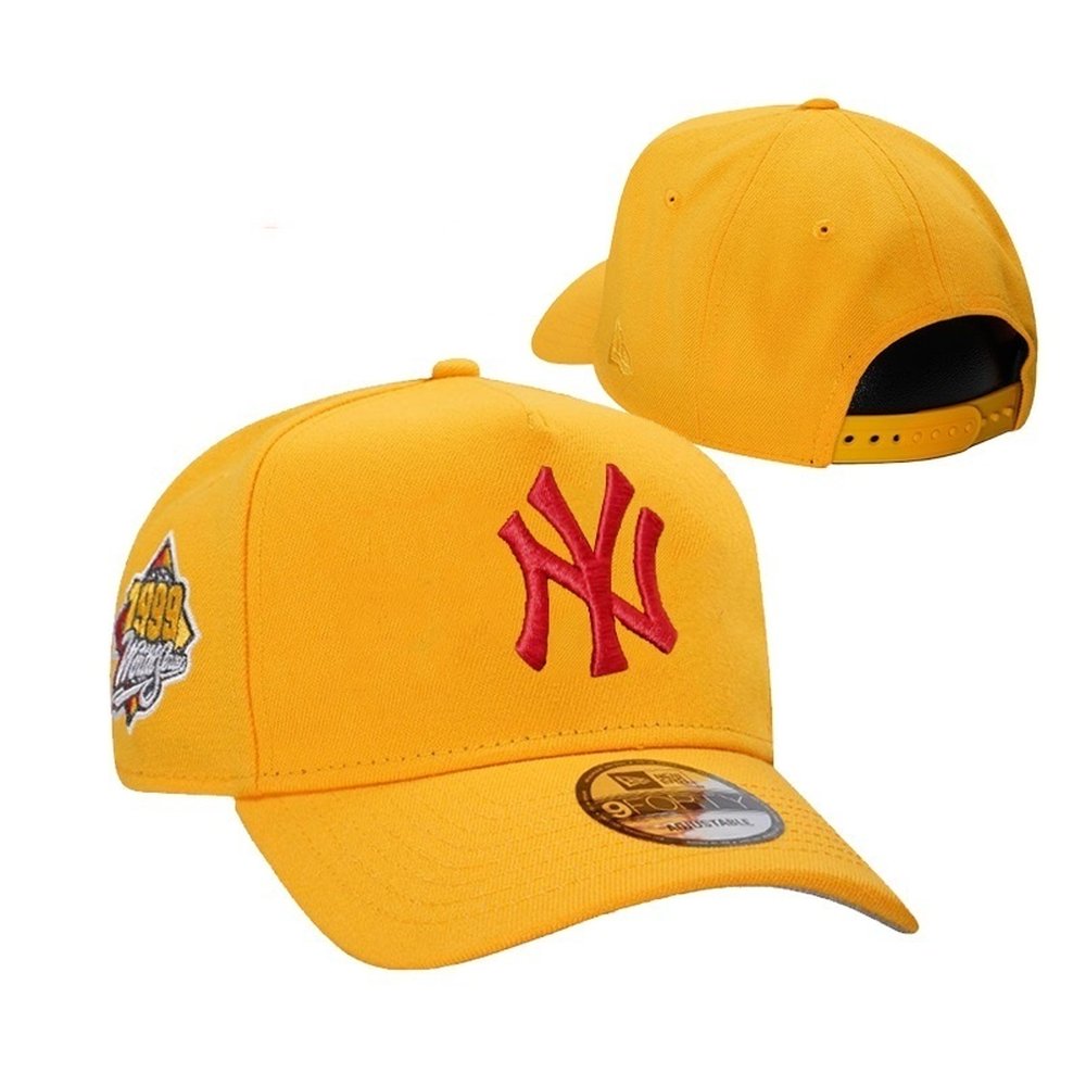 New York Yankees Adjustable Hat