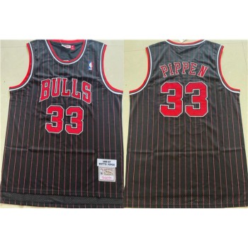 Men's Chicago Bulls #33 Scottie Pippen Black 1996-97 Throwback Stitched Jersey Men's Chicago Bulls #33 Scottie Pippen Black 1996-97 Throwback Stitched Jersey