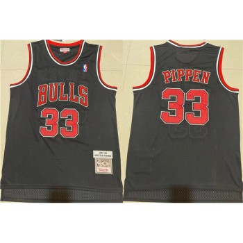Men's Chicago Bulls #33 Scottie Pippen Black 1997-98 Throwback Stitched Jersey Men's Chicago Bulls #33 Scottie Pippen Black 1997-98 Throwback Stitched Jersey