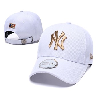 New York Yankeess Adjustable Hat New York Yankeess Adjustable Hat