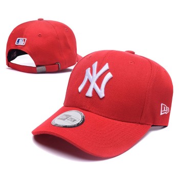 New York Yankeess Adjustable Hat New York Yankeess Adjustable Hat