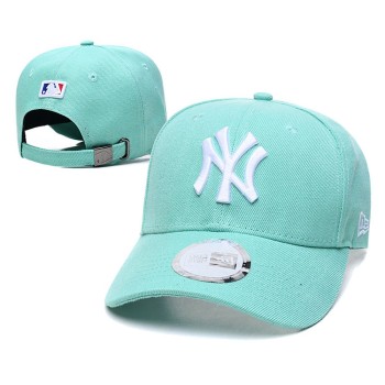 New York Yankeess Adjustable Hat New York Yankeess Adjustable Hat