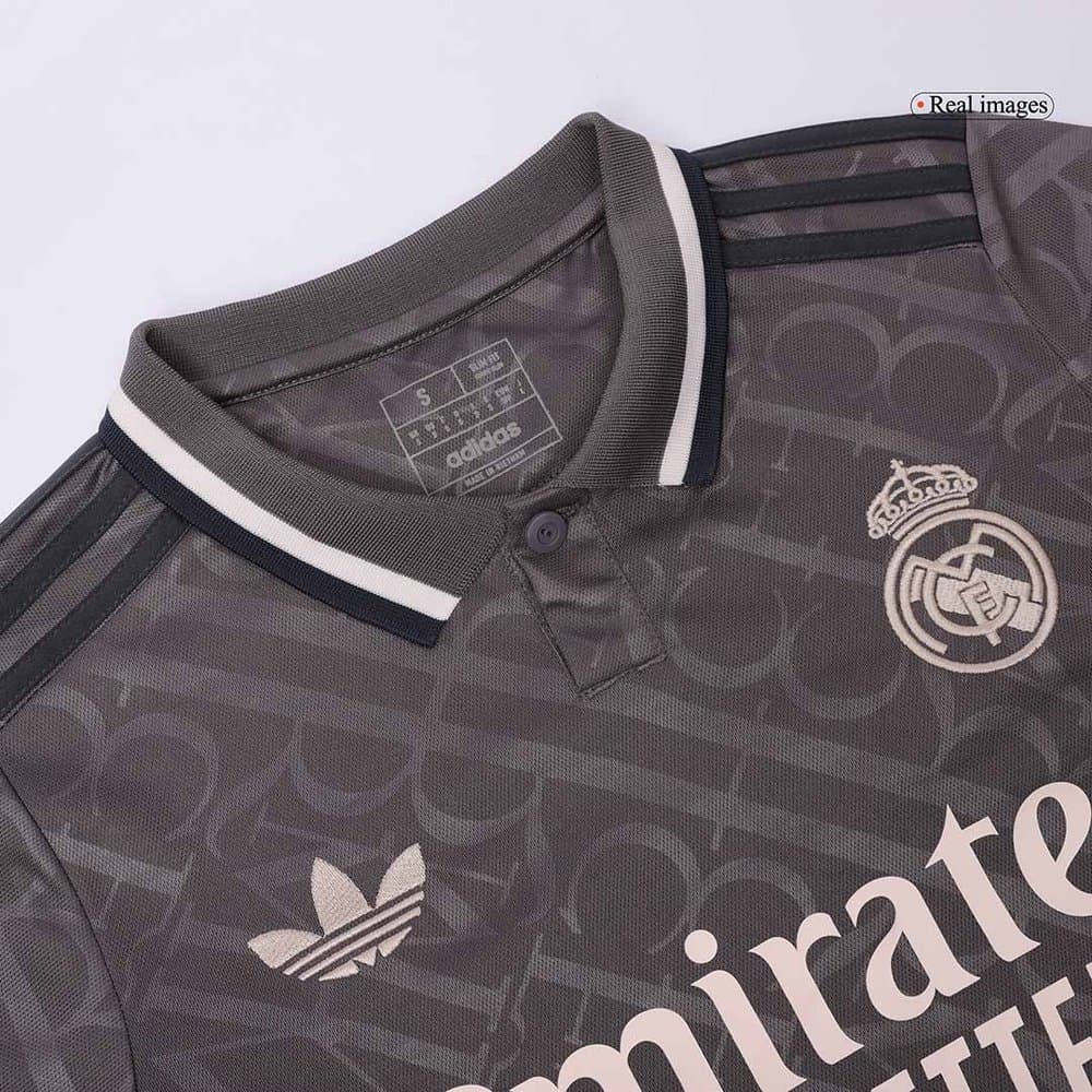 Men's ARDA GÜLER #15 Real Madrid Third Away Replica Soccer Jersey 2024/25 Men's ARDA GÜLER #15 Real Madrid Third Away Replica Soccer Jersey 2024/25