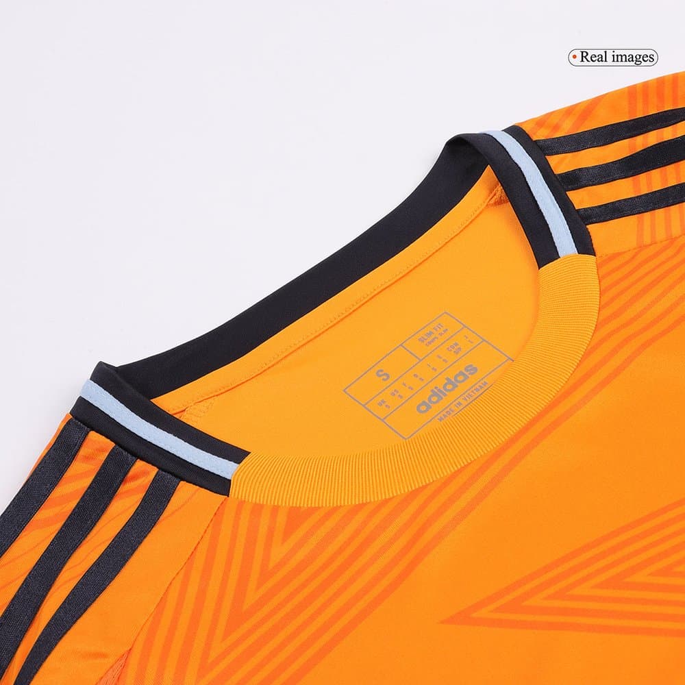 Men's VINI JR. #7 Real Madrid Away Replica Soccer Jersey - Bear Champ Font 2024/25
