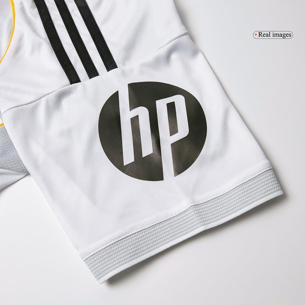 Men's HUIJSEN #24 Real Madrid Home Replica Soccer Jersey 2025/26 Men's HUIJSEN #24 Real Madrid Home Replica Soccer Jersey 2025/26