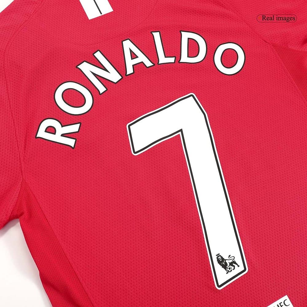 Men's RONALDO #7 Manchester United Home Long Sleeve Retro Soccer Jersey 2007/08 Men's RONALDO #7 Manchester United Home Long Sleeve Retro Soccer Jersey 2007/08