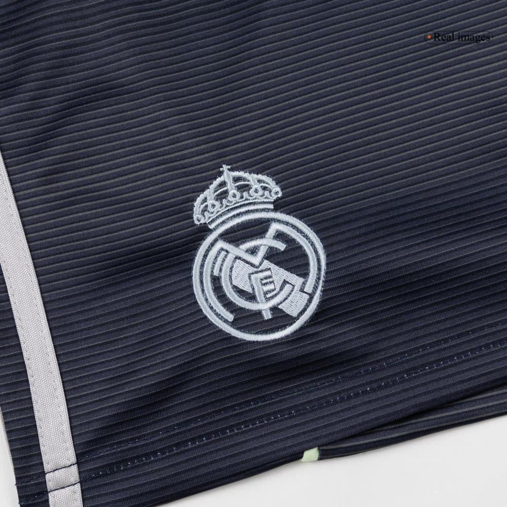 Kid's Real Madrid Away Soccer Jersey Full Kit 2025/26 Kid's Real Madrid Away Soccer Jersey Full Kit 2025/26