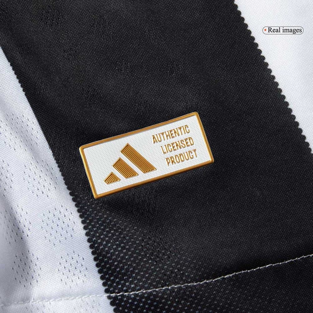 Men's Juventus Home Authentic Jersey 2025/26 Men's Juventus Home Authentic Jersey 2025/26