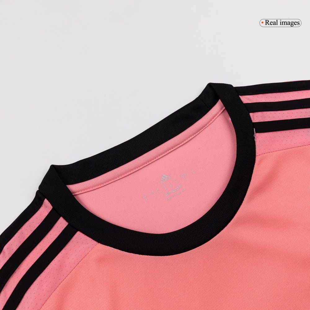 Men's Juventus Away Retro Soccer Jersey 2015/16 Men's Juventus Away Retro Soccer Jersey 2015/16