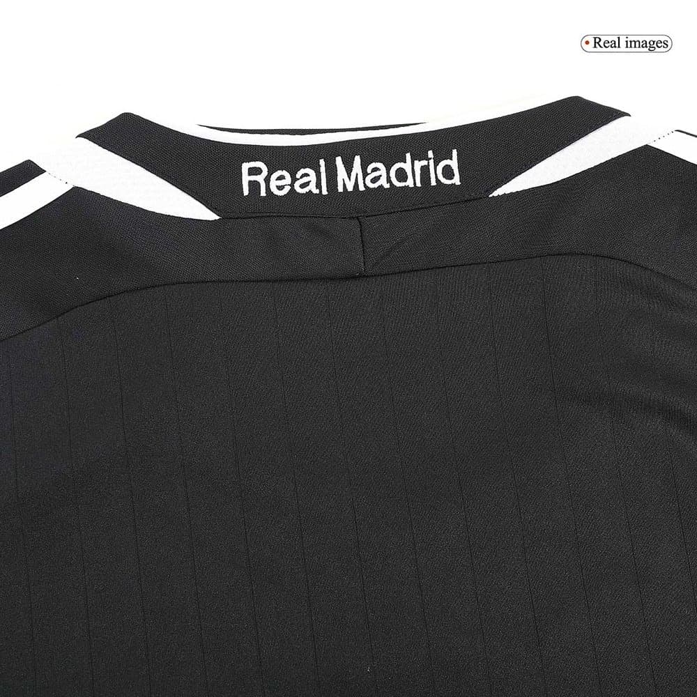 Men's RAUL #7 Real Madrid Away Long Sleeve Retro Soccer Jersey 2006/07 Men's RAUL #7 Real Madrid Away Long Sleeve Retro Soccer Jersey 2006/07