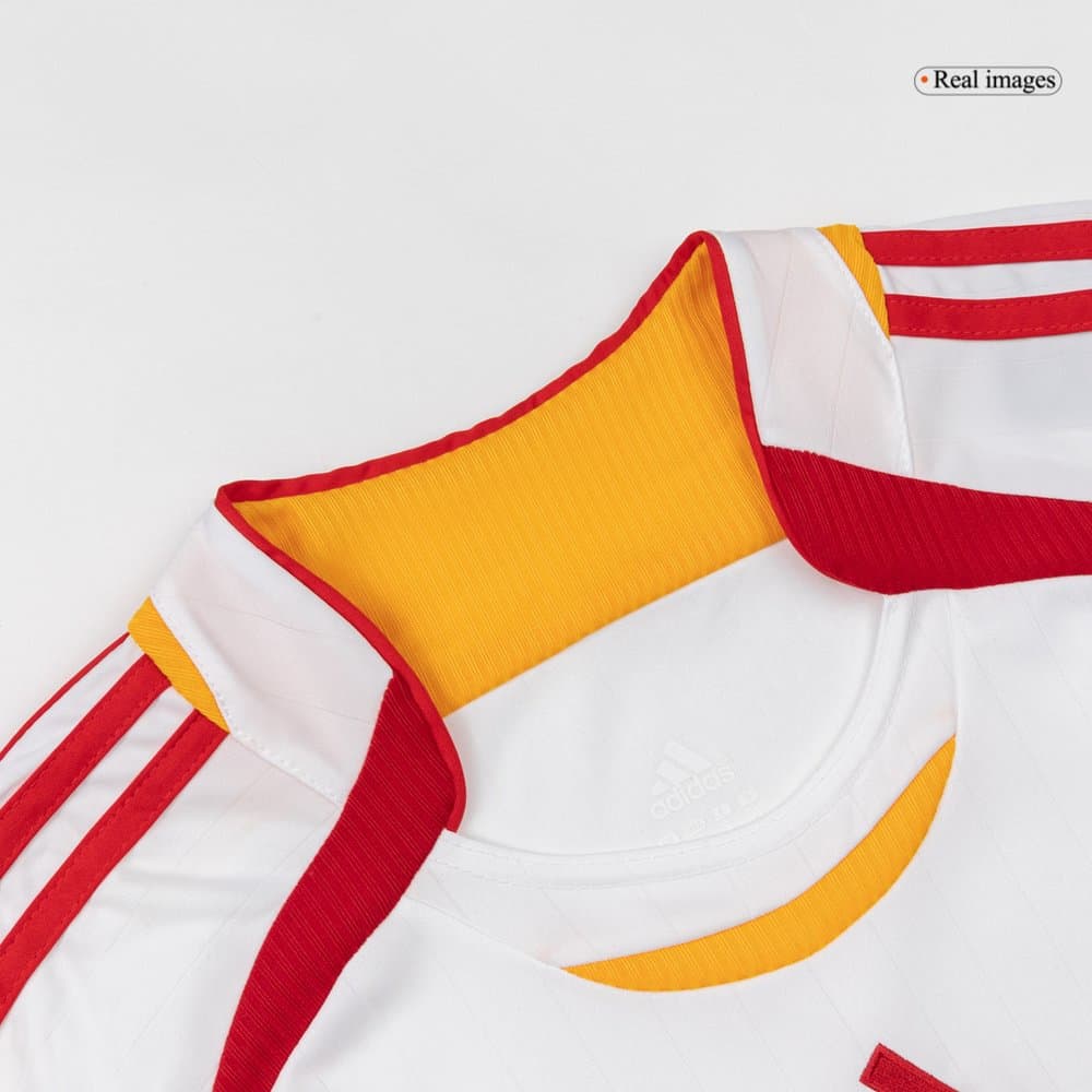 Men's Spain Away Retro Soccer Jersey 2006