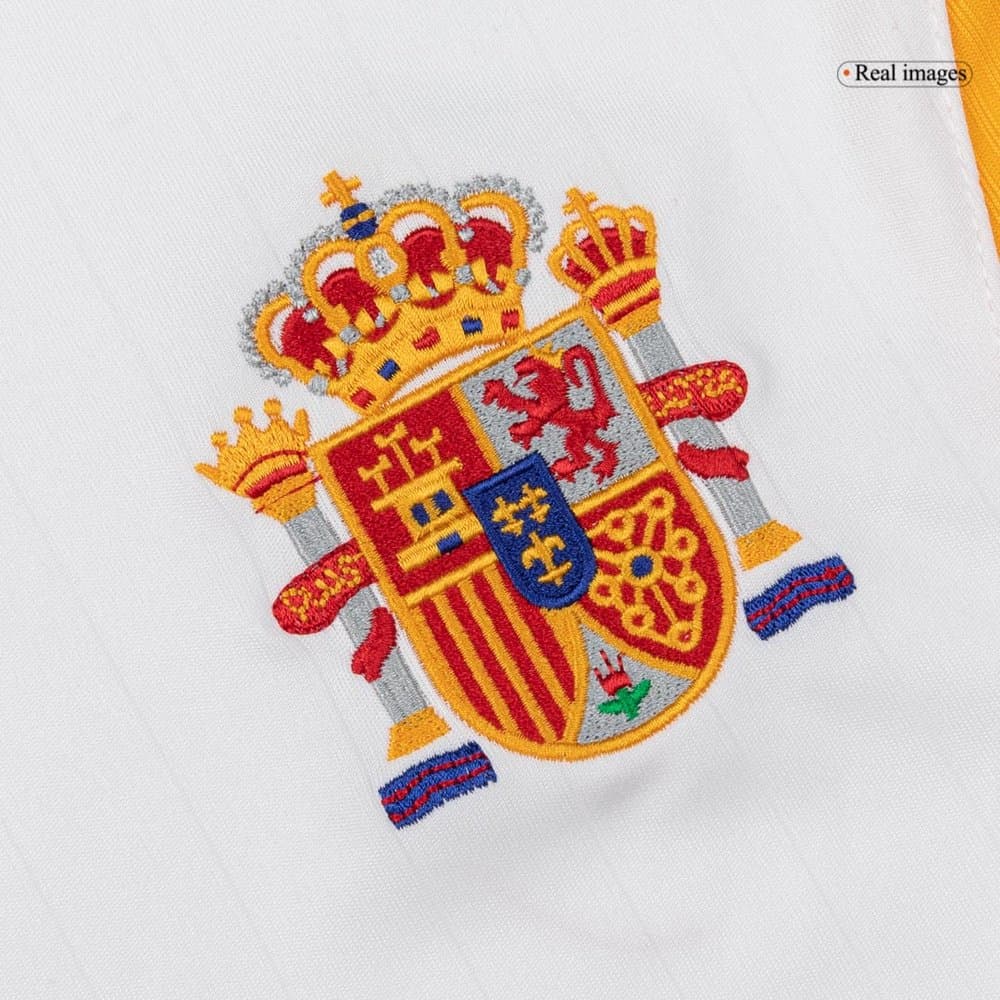 Men's Spain Away Retro Soccer Jersey 2006