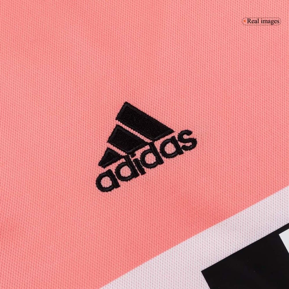 Men's Juventus Away Long Sleeve Retro Soccer Jersey 2015/16 Men's Juventus Away Long Sleeve Retro Soccer Jersey 2015/16