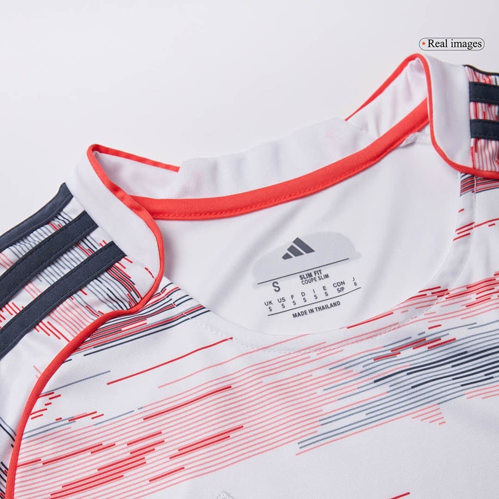 Women's Bayern Munich Away Authentic Jersey 2025/26