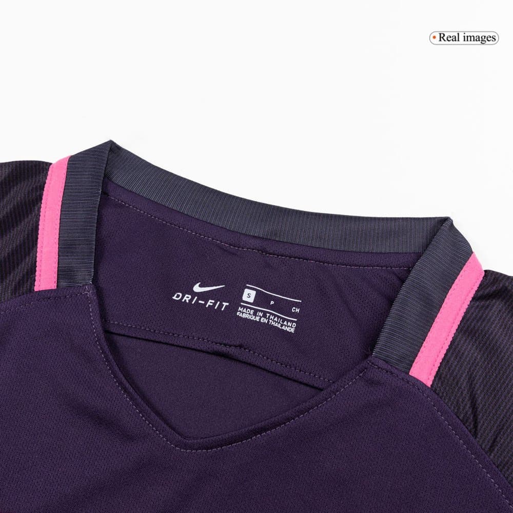 Men's Barcelona Away Retro Soccer Jersey 2016/17